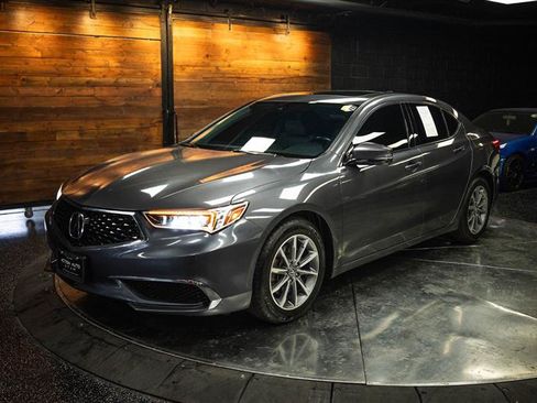 Used 2020 Acura TLX FWD image 2