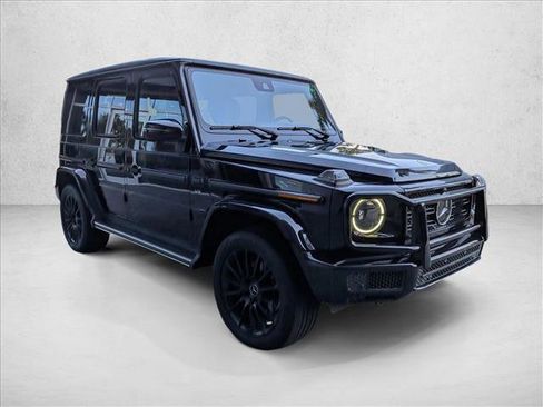 Used 2022 Mercedes-Benz G 550 image 3