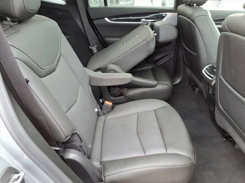 Used 2024 Cadillac XT6 Premium Luxury image 25