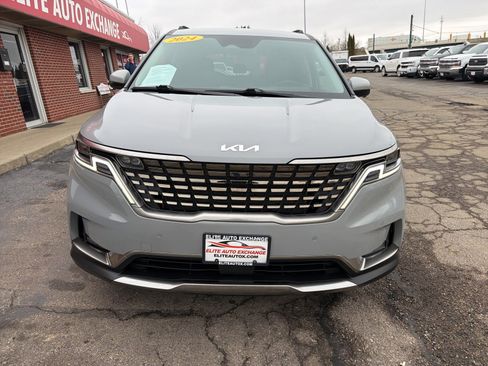 Used 2024 Kia Carnival SX Prestige image 13