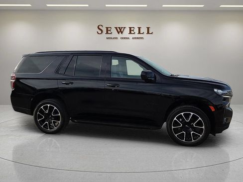 Used 2021 Chevrolet Tahoe RST w/ Rear Media and Nav Package AWD/4WD image 5
