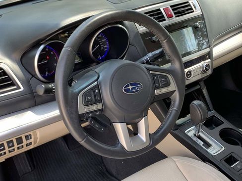 Used 2017 Subaru Legacy 2.5i Premium image 14