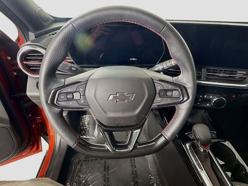 Used 2024 Chevrolet Trax RS w/ Driver Confidence Package image 11