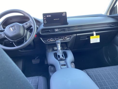 New 2027 Honda HR-V LX image 17