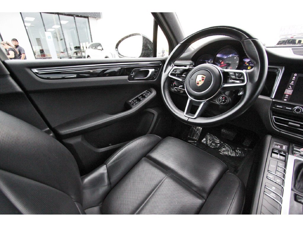 Used 2021 Porsche Macan S AWD/4WD image 9