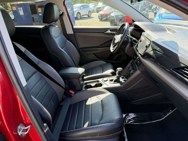 Used 2023 Volkswagen Taos SEL AWD/4WD image 10