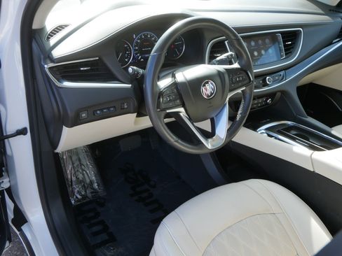 Used 2023 Buick Enclave Avenir w/ Avenir Technology Package AWD/4WD image 20
