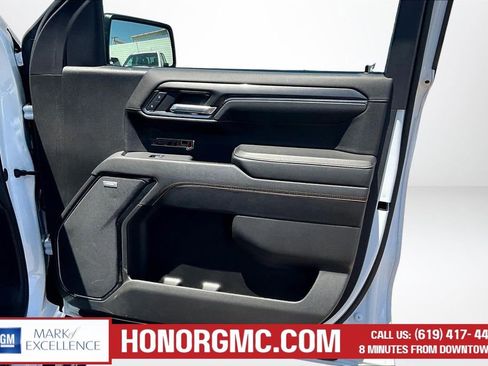 Used 2024 GMC Sierra 1500 AT4 w/ Technology Package AWD/4WD image 26