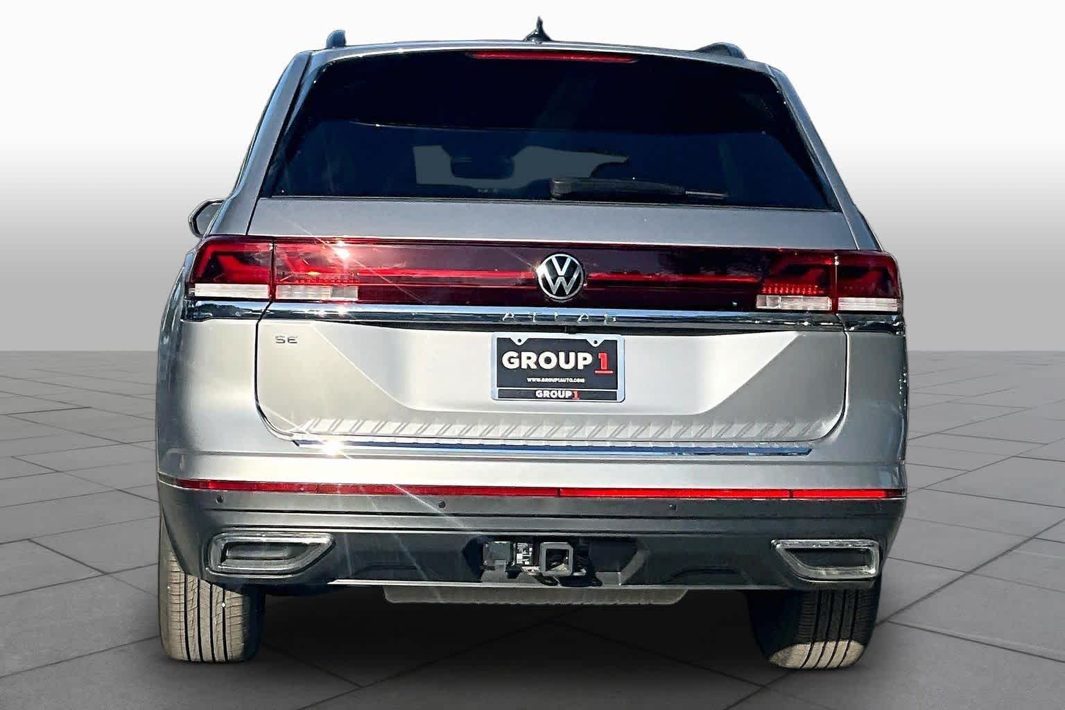 New 2026 Volkswagen Atlas SE FWD image 4