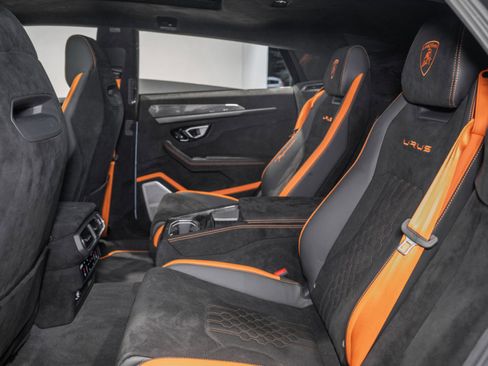 Used 2024 Lamborghini Urus Performante image 21