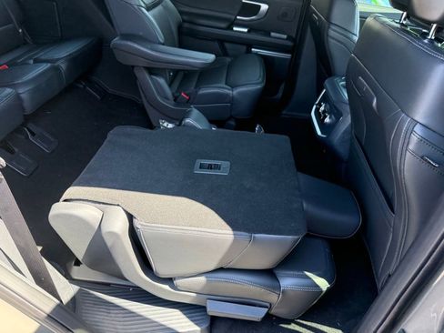 New 2026 Ford Expedition Platinum w/ Stealth Performance Package AWD/4WD image 57