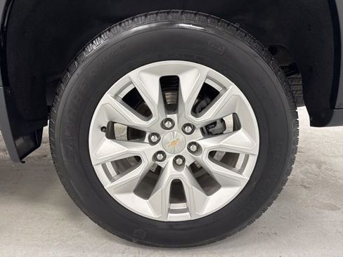Used 2024 Chevrolet Silverado 1500 Custom image 36