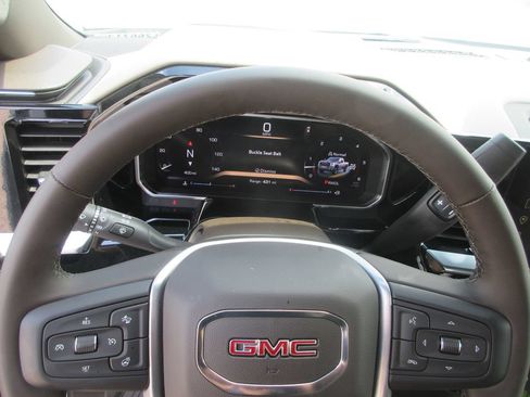 New 2026 GMC Sierra 2500 SLT w/ SLT Premium Package AWD/4WD image 16