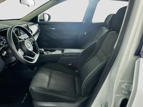 Used 2024 Nissan Rogue SV FWD image 13