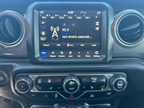 Used 2023 Jeep Wrangler Unlimited w/ Cold Weather Group AWD/4WD image 23