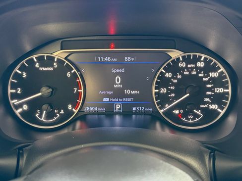 Used 2025 Nissan Altima 2.5 SV FWD image 40