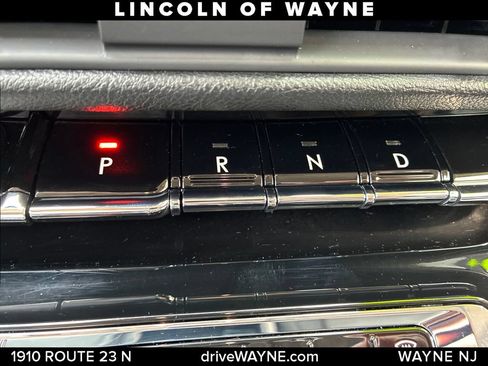 Certified 2024 Lincoln Corsair AWD w/ Equipment Group 101A image 21