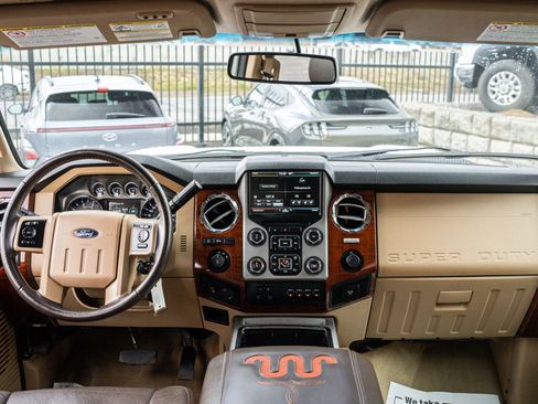 Used 2015 Ford F350 King Ranch image 19