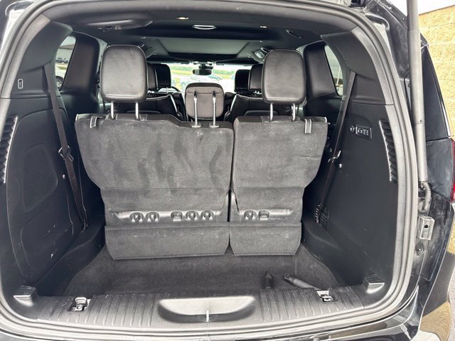 Used 2022 Chrysler Pacifica Limited w/ Uconnect Theater Family Group FWD image 12