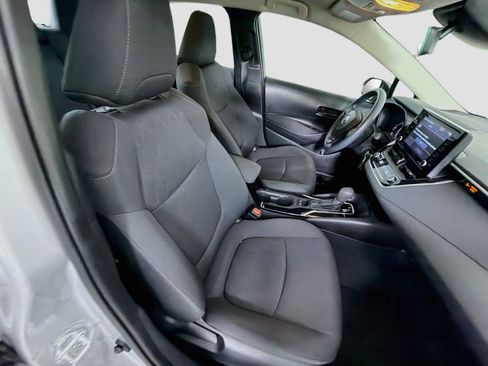 Used 2022 Toyota Corolla LE FWD image 30