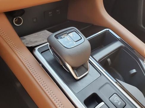 New 2025 Nissan Pathfinder Platinum w/ Cargo Package image 26