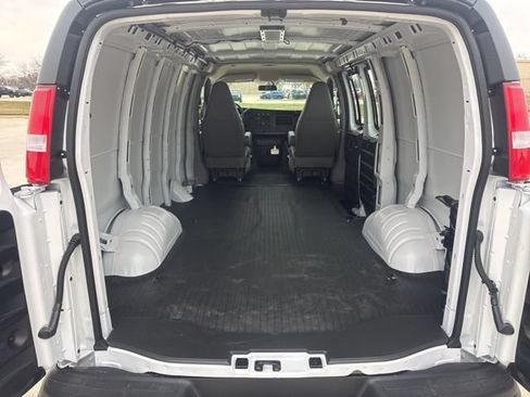 New 2026 Chevrolet Express 2500 RWD image 17