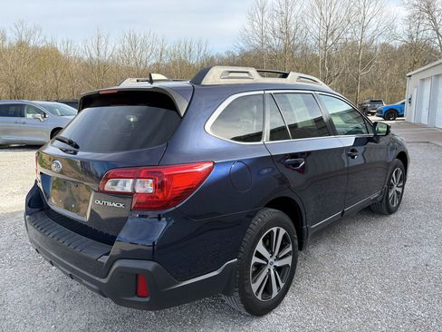 Used 2018 Subaru Outback 2.5i Limited image 8