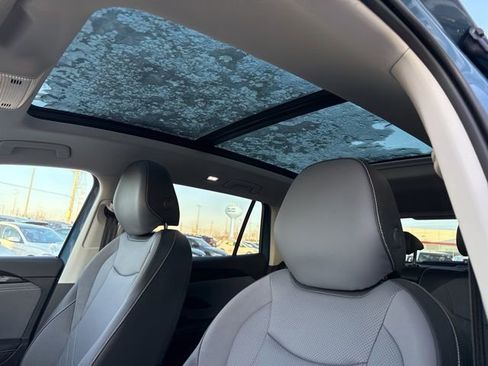 New 2026 Volkswagen Tiguan SE image 16