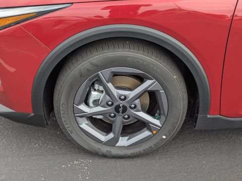 New 2026 Kia K4 FWD image 32