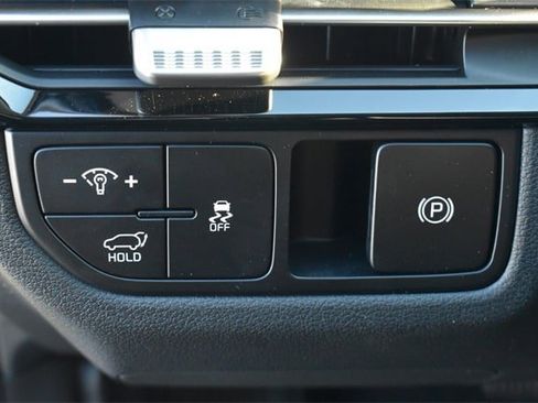 New 2026 Kia Sportage EX image 23