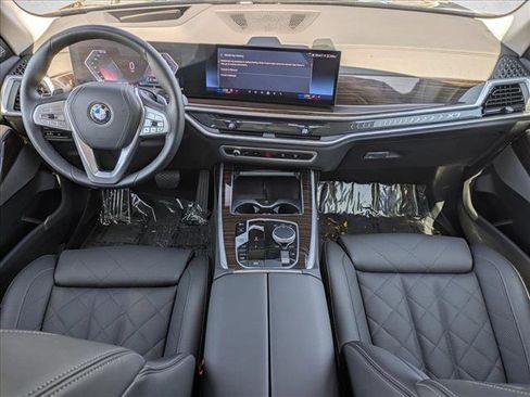 Used 2026 BMW X7 xDrive40i w/ Premium Package AWD/4WD image 18