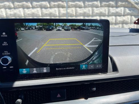 Used 2024 Honda CR-V EX-L image 7