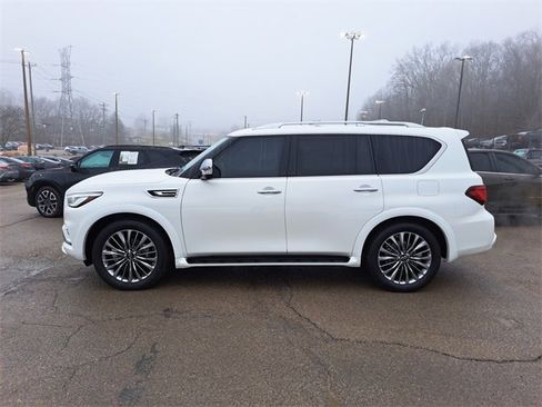 Used 2021 INFINITI QX80 Sensory w/ All-Season Package image 2