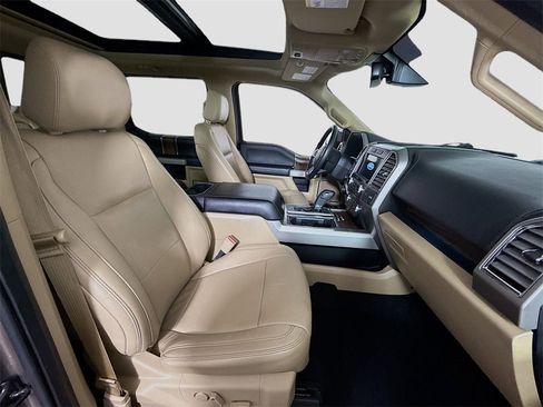 Used 2016 Ford F150 Lariat w/ Equipment Group 502A Luxury image 22