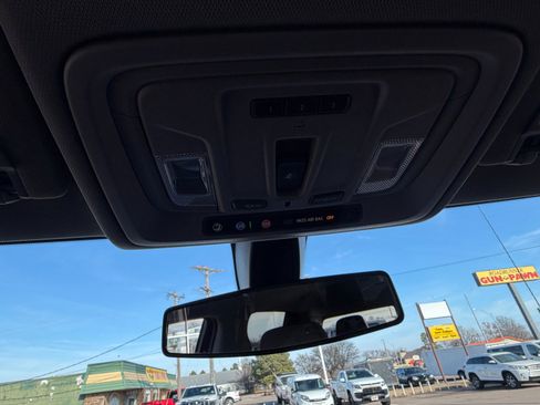 Used 2020 GMC Sierra 1500 Elevation w/ Elevation Value Package image 19