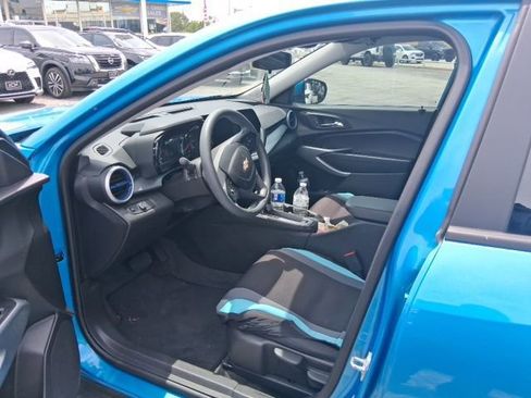 Used 2025 Chevrolet Trax LS w/ LS Convenience Package FWD image 7