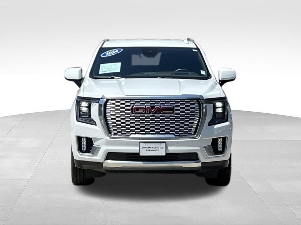 Used 2024 GMC Yukon Denali AWD/4WD image 2