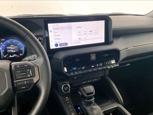 Used 2026 Toyota Land Cruiser image 9