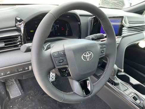 New 2026 Toyota Camry SE image 7