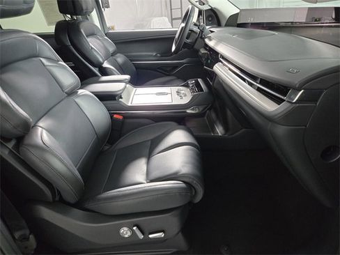 New 2025 Lincoln Navigator L Reserve image 21