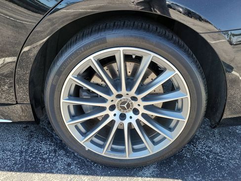 Certified 2023 Mercedes-Benz S 500 4MATIC image 11