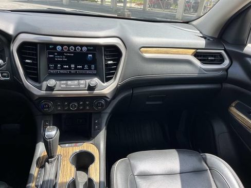 Used 2019 GMC Acadia Denali AWD/4WD image 11