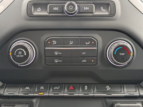 Used 2023 Chevrolet Silverado 1500 Custom Trail Boss image 19