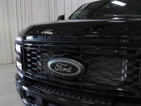 New 2026 Ford F250 Lariat w/ Black Appearance Package AWD/4WD image 33