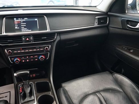 Used 2018 Kia Optima EX image 10