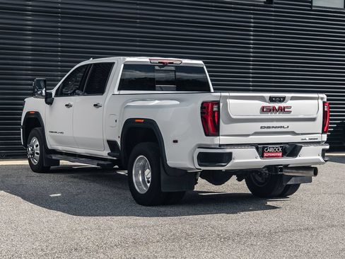 Used 2025 GMC Sierra 3500 Denali w/ Technology Package AWD/4WD image 3