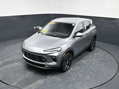 Used 2025 Buick Encore GX Preferred image 42