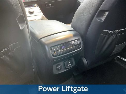 Used 2023 Hyundai Palisade Limited AWD/4WD image 13