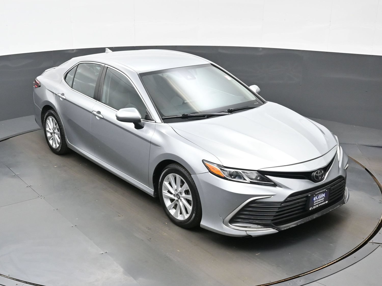 Used 2022 Toyota Camry LE AWD/4WD image 38