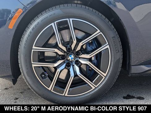 Used 2023 BMW 760i xDrive w/ Executive Package AWD/4WD image 17